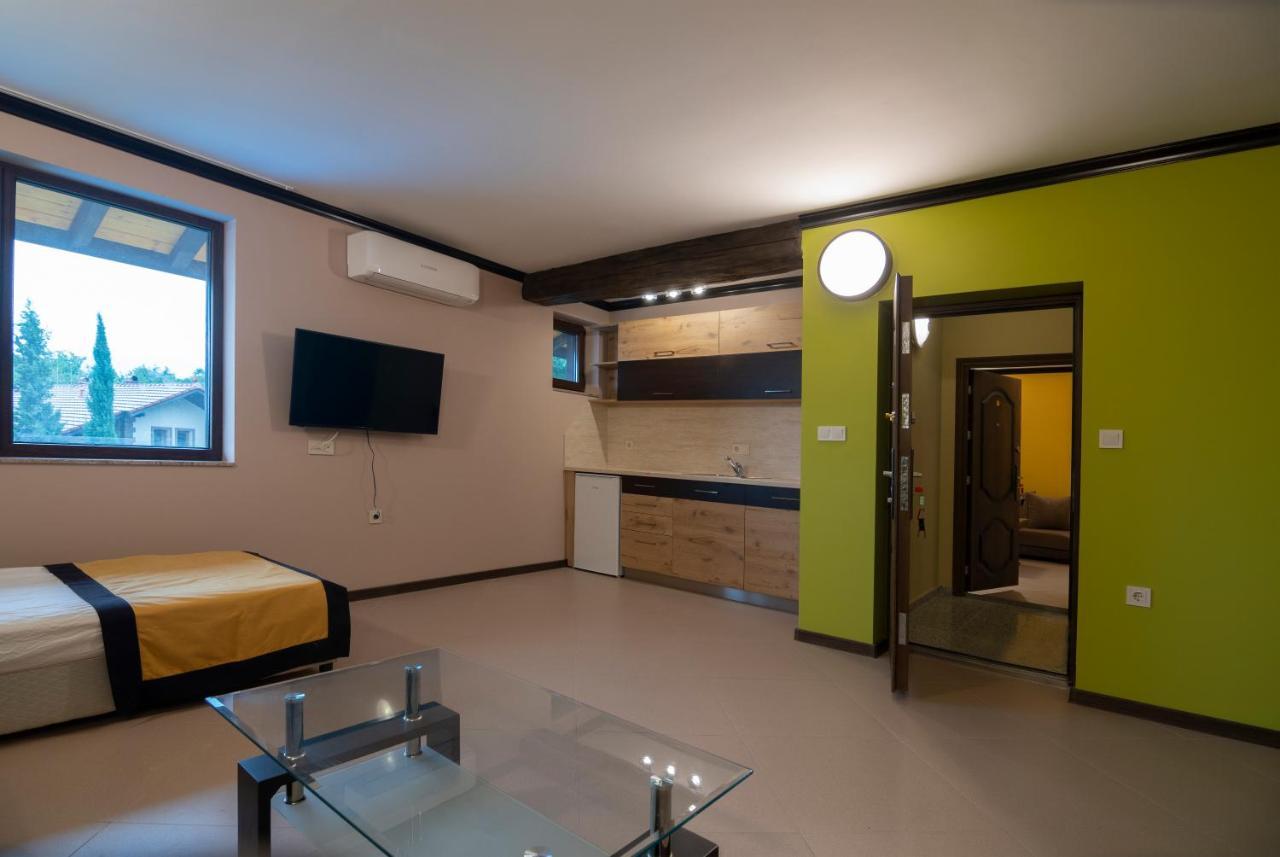 Family Hotel Bunara Brestnik Dış mekan fotoğraf