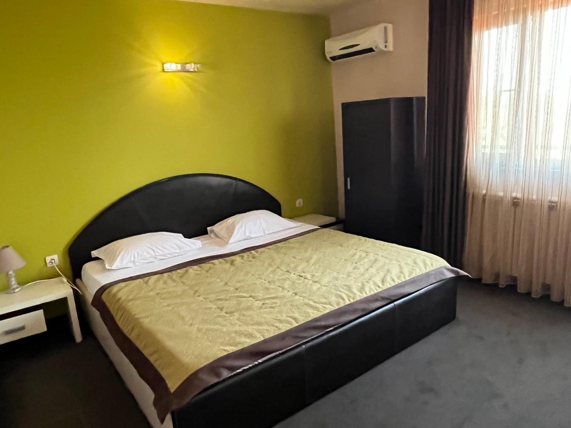 Family Hotel Bunara Brestnik Dış mekan fotoğraf